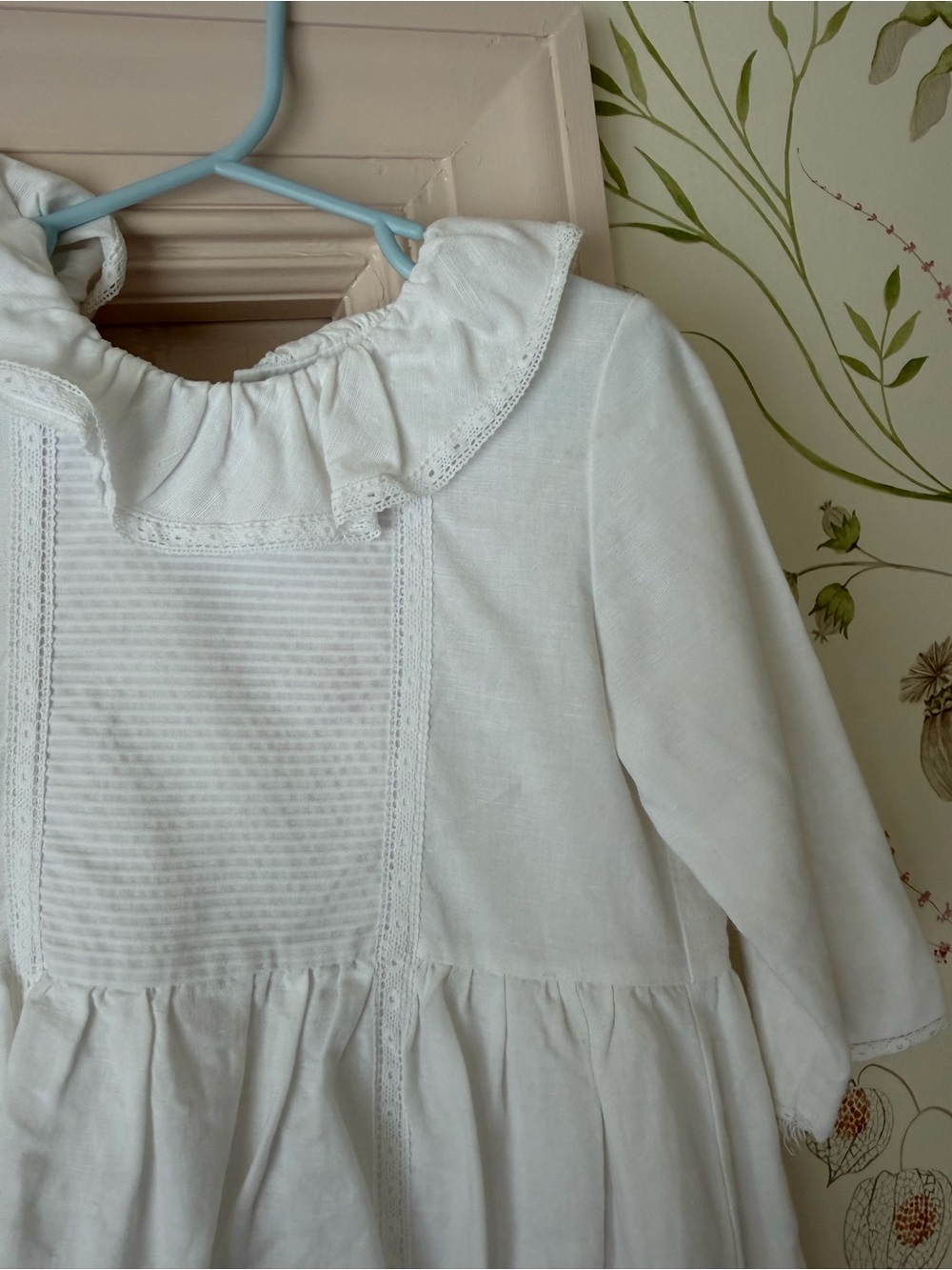 La Coqueta White Linen Blend Dress – Size 6Y 🤍 - Picture 2 of 3